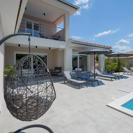 Villa Sanja